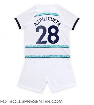 Chelsea Cesar Azpilicueta #28 Bortatröja Barn 2022-23 Kortärmad (+ korta byxor)